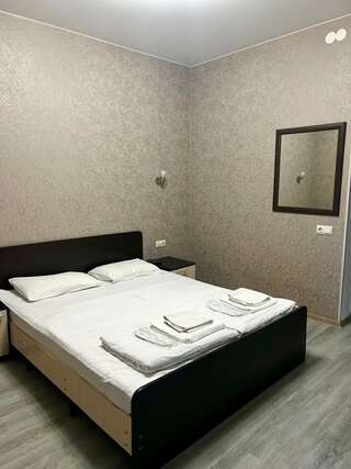 Гостиница Кавказ Ольгинка Двухместный номер с 1 кроватью и видом на море-1