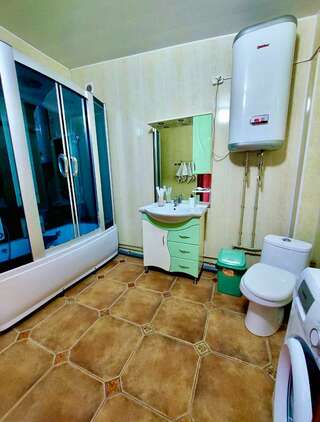 Гостиница Кавказ Ольгинка Апартаменты с 2 спальнями-11