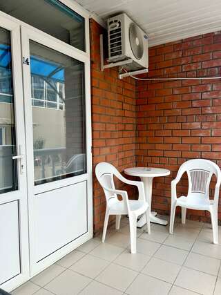 Гостиница Кавказ Ольгинка Двухместный номер с 1 кроватью и балконом-6