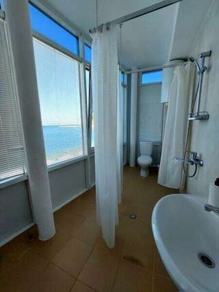 Гостиница Кавказ Ольгинка Номер-студия с видом на море-8