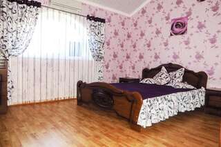 Гостиница Кавказ Ольгинка Апартаменты с 2 спальнями (для 4 взрослых)-1